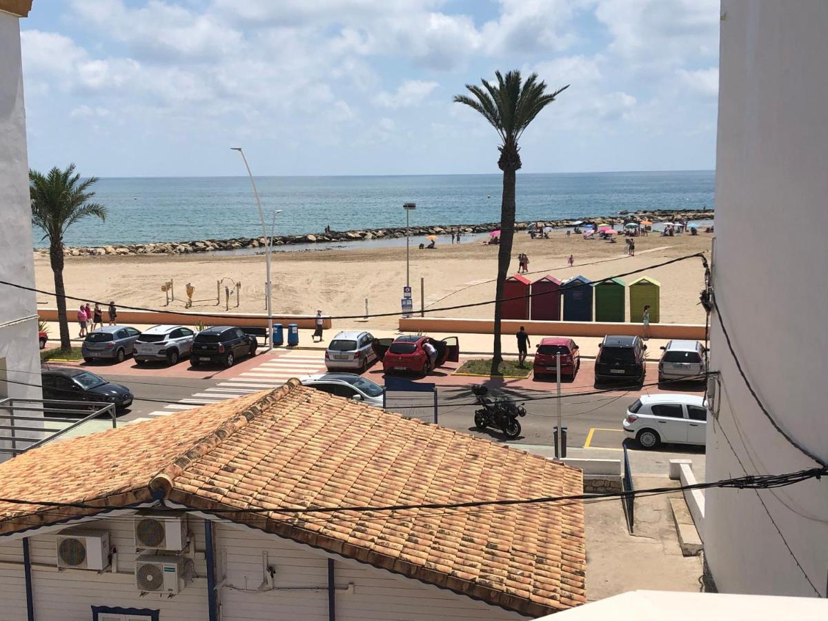 Apartamentos Playa Torrenostra Bagian luar foto