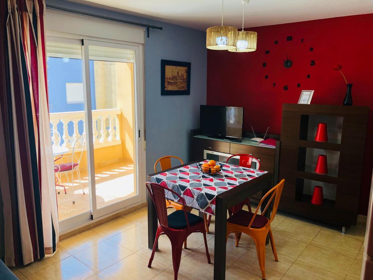 Apartamentos Playa Torrenostra Bagian luar foto
