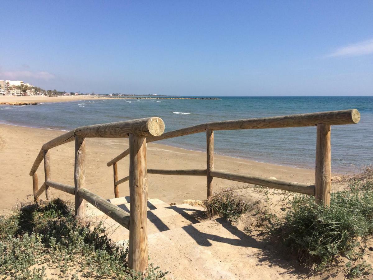 Apartamentos Playa Torrenostra Bagian luar foto